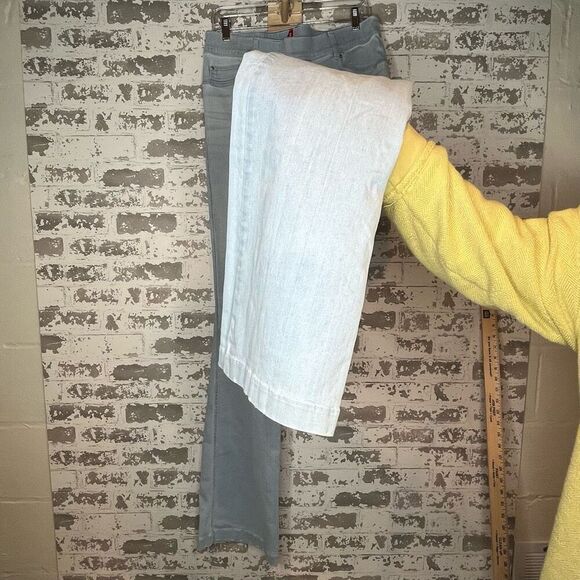 Spanx | women light wash flare denim jeans - Picture 8 of 11